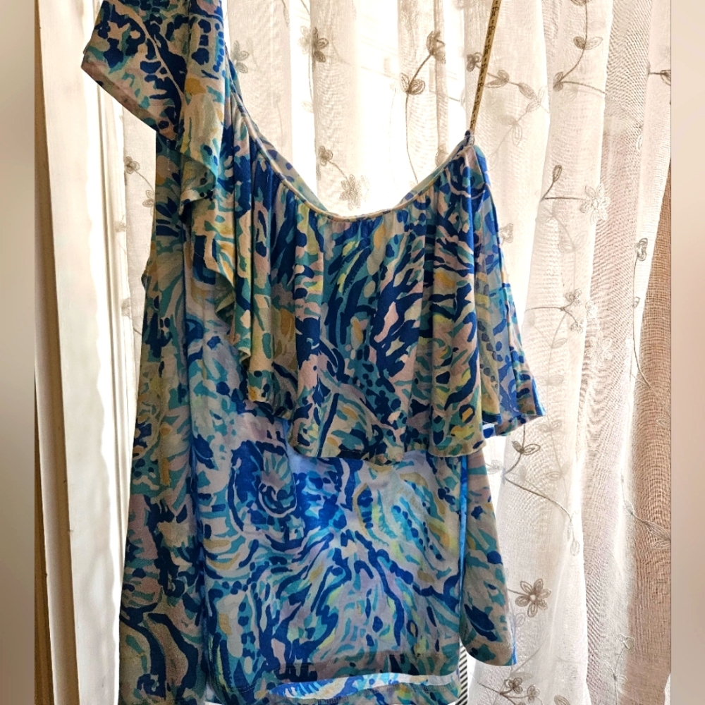 COPY - Lilly Pulitzer one shoulder top
